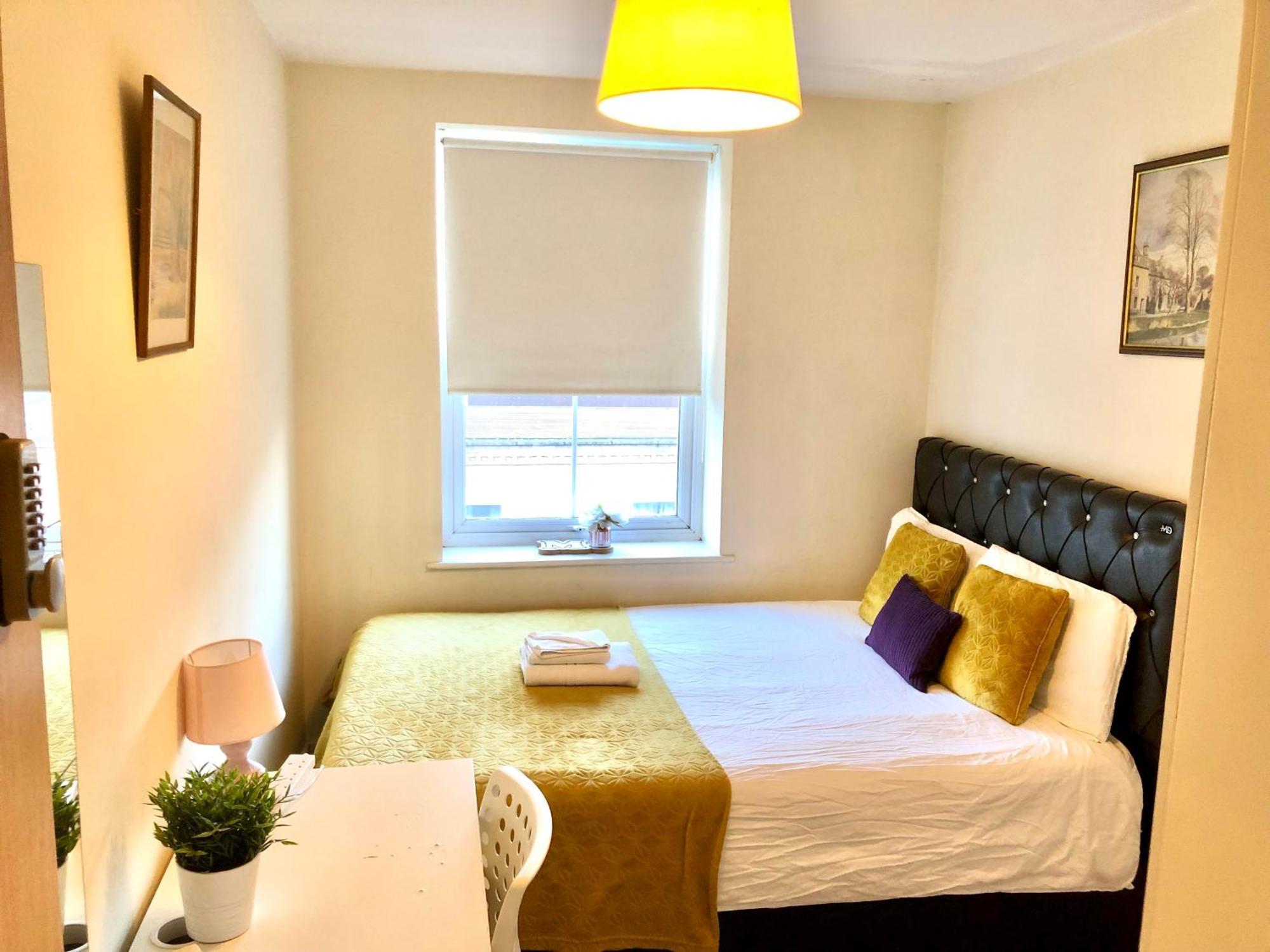 Homestay Euston Private Bedrooms 161 Flat3 *
